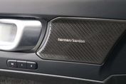 Volvo XC40 B4 Plus Dark