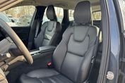 Volvo XC60 B4 D AWD Plus Dark aut