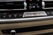 BMW Seria 3 330e