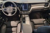 Volvo XC60 B5 B AWD Plus Dark