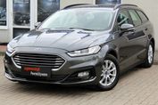 Ford Mondeo 2.0 Hybrid Trend