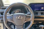 Lexus UX 250h F Sport Design 2WD
