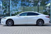 Lexus ES 300h Business Edition