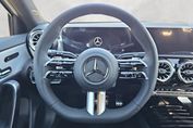 Mercedes Klasa A 220 4MATIC AMG Line