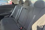 Hyundai Elantra Smart 1.6  CVT