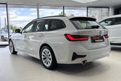 BMW Seria 3 320d Xdrive Advantage