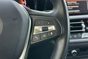 BMW Seria 3 Touring 318i Sport Line