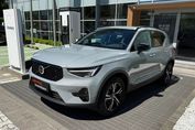 Volvo XC40 B3 Plus Dark