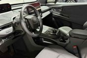 Toyota C-HR + Style BEV