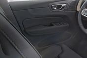 Volvo XC60 B5 B AWD Plus Dark