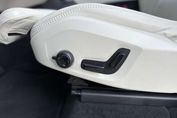 Volvo XC90 T8 AWD Plug-In Hybrid Ultra Bright
