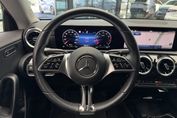 Mercedes CLA 200 mHEV 7G-DCT