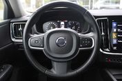 Volvo V60 B4 D Momentum Pro