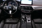BMW Seria 5 520i mHEV aut