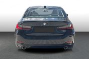 BMW Seria 3 318i