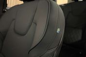 Volvo XC60 B5 AWD Plus Dark