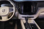 Volvo XC60 T5 Momentum Pro aut