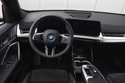 BMW iX1 xDrive30 M Sport