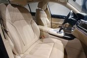 BMW Seria 7 740i