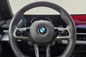 BMW Seria 5 520d xDrive M Sport aut