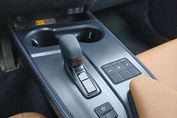 Lexus UX 300h F Sport Design