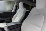 Tesla Model Y Long Range  Dual Motor AWD