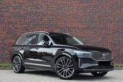 Volvo XC90 B5 AWD Ultra Bright