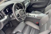 Volvo XC60 B5 B AWD Plus Dark aut