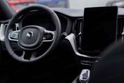Volvo XC60 B5 AWD Ultra Black Edition