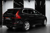 Volvo XC60 B5 B AWD Momentum Pro aut