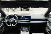 BMW Seria 5 Touring 540d xDrive M Sport