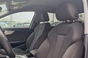 Audi A4 35 TFSI mHEV S Line