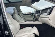 Volvo XC60 T8 Plug-In Hybrid AWD Plus Bright aut