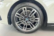 BMW Seria 5 Touring 520d xDrive M Sport
