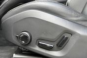 Volvo XC60 B4 D AWD Plus Dark