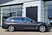 BMW Seria 5 530e xDrive Luxury Line aut