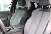 Peugeot 3008 1.5 BlueHDi EAT8