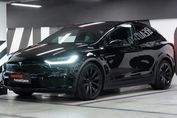 Tesla Model X X Plaid