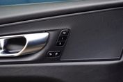Volvo XC60 T6 Plug-In Hybrid AWD Plus Bright