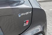 Toyota C-HR GR Sport 2.0 Hybrid Dynamic Force Plug-in