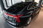 Hongqi H5 Deluxe 2.0T DSG