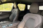 Volvo XC60 B5 B AWD Plus Black Edition aut