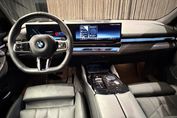 BMW Seria 5 520i mHEV M Sport aut
