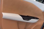 Lexus RZ 500e Business DIRECT4