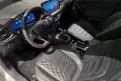 Ford Focus EcoBoost mHEV ST-Line