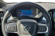 Volvo XC40 B3 Plus Dark