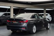 BMW Seria 3 318i aut