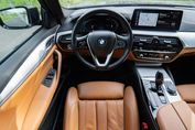 BMW Seria 5 520d xDrive M Sport sport-aut