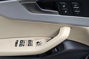 Audi A4 40 TFSI quattro S Line