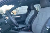 Volvo XC40 B4 Plus Black Edition aut